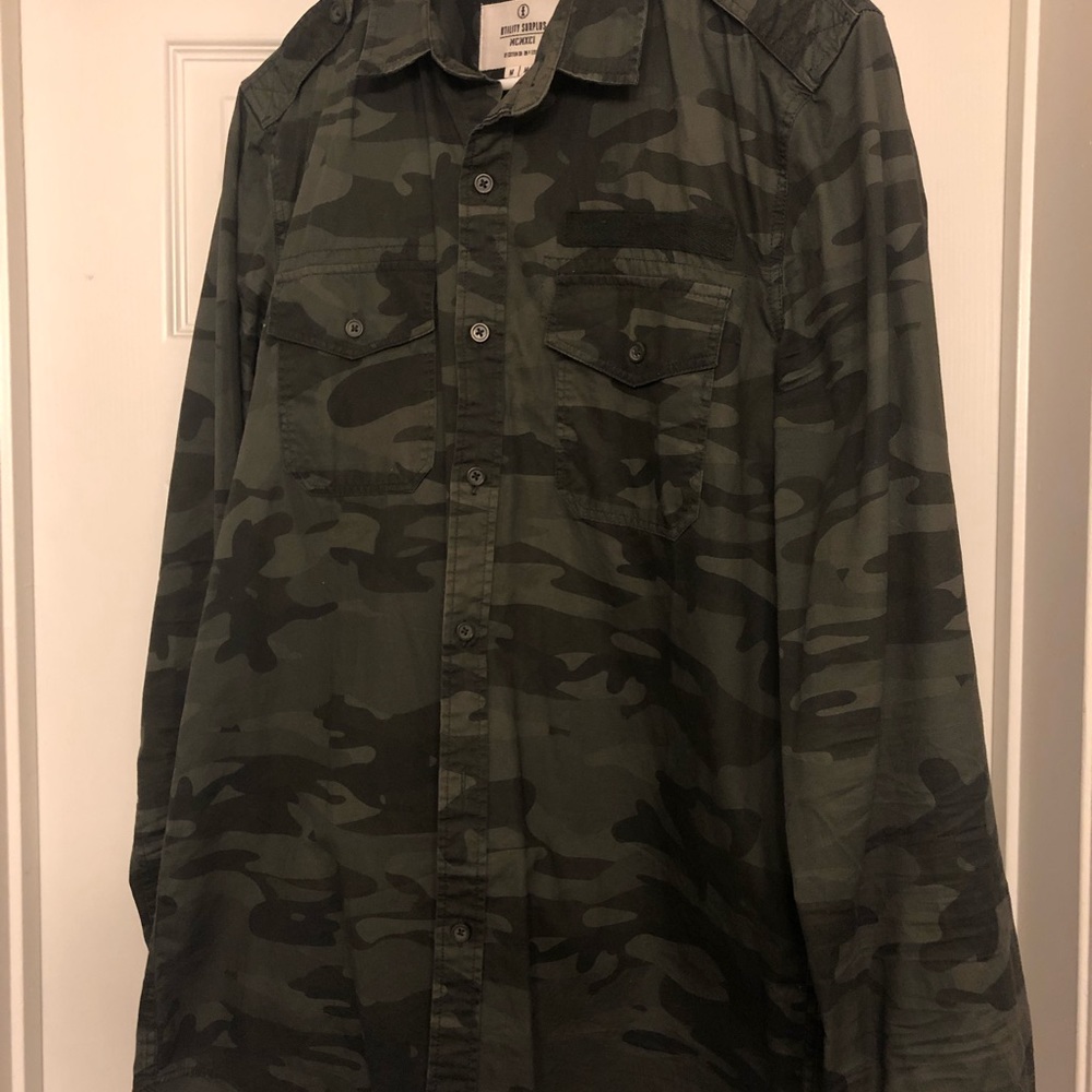 Camp button up
